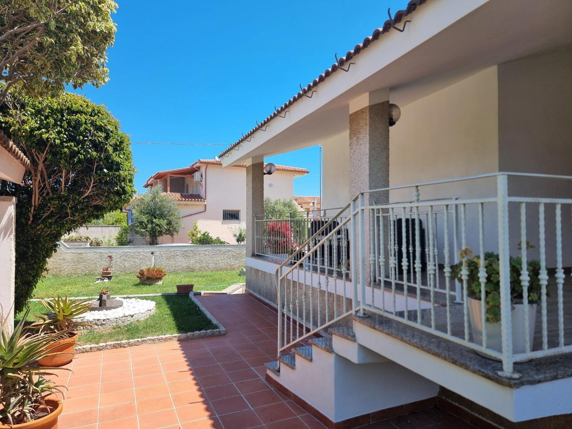 Appartamento Via Oristano Budoni Exterior photo